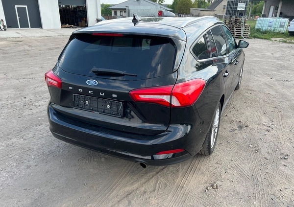 Ford Focus cena 72447 przebieg: 184000, rok produkcji 2019 z Gniezno małe 172